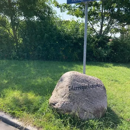 Horsens Room 3* הורסנס